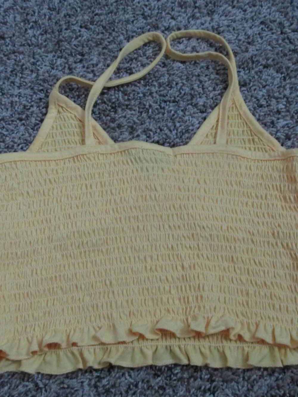 Rue21 Crop Top Pullover Belly Smocked Tank Top Shirt Womens Medium Yellow V Neck